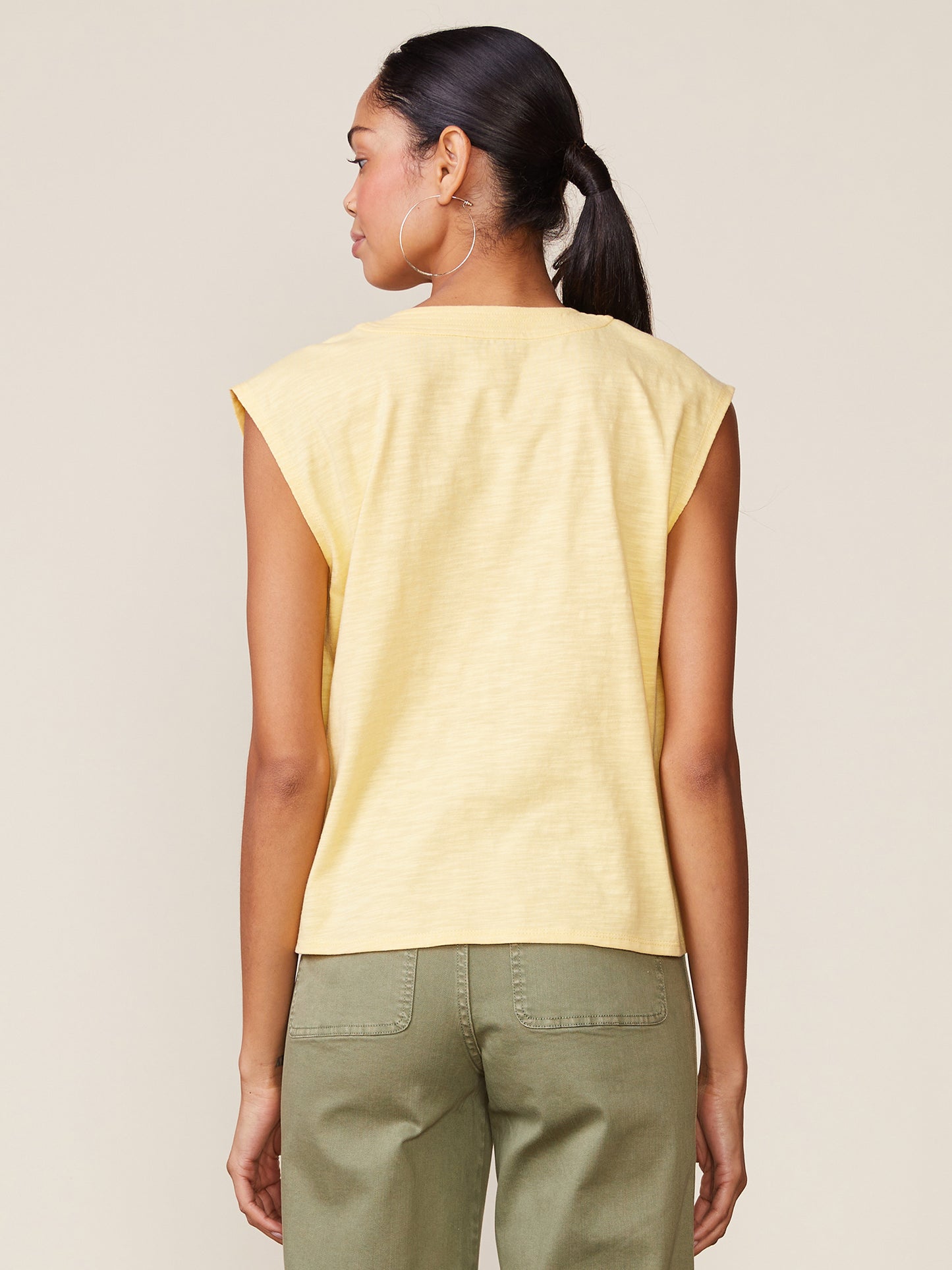 Yellow Slub Sleeveless Trapunto Top