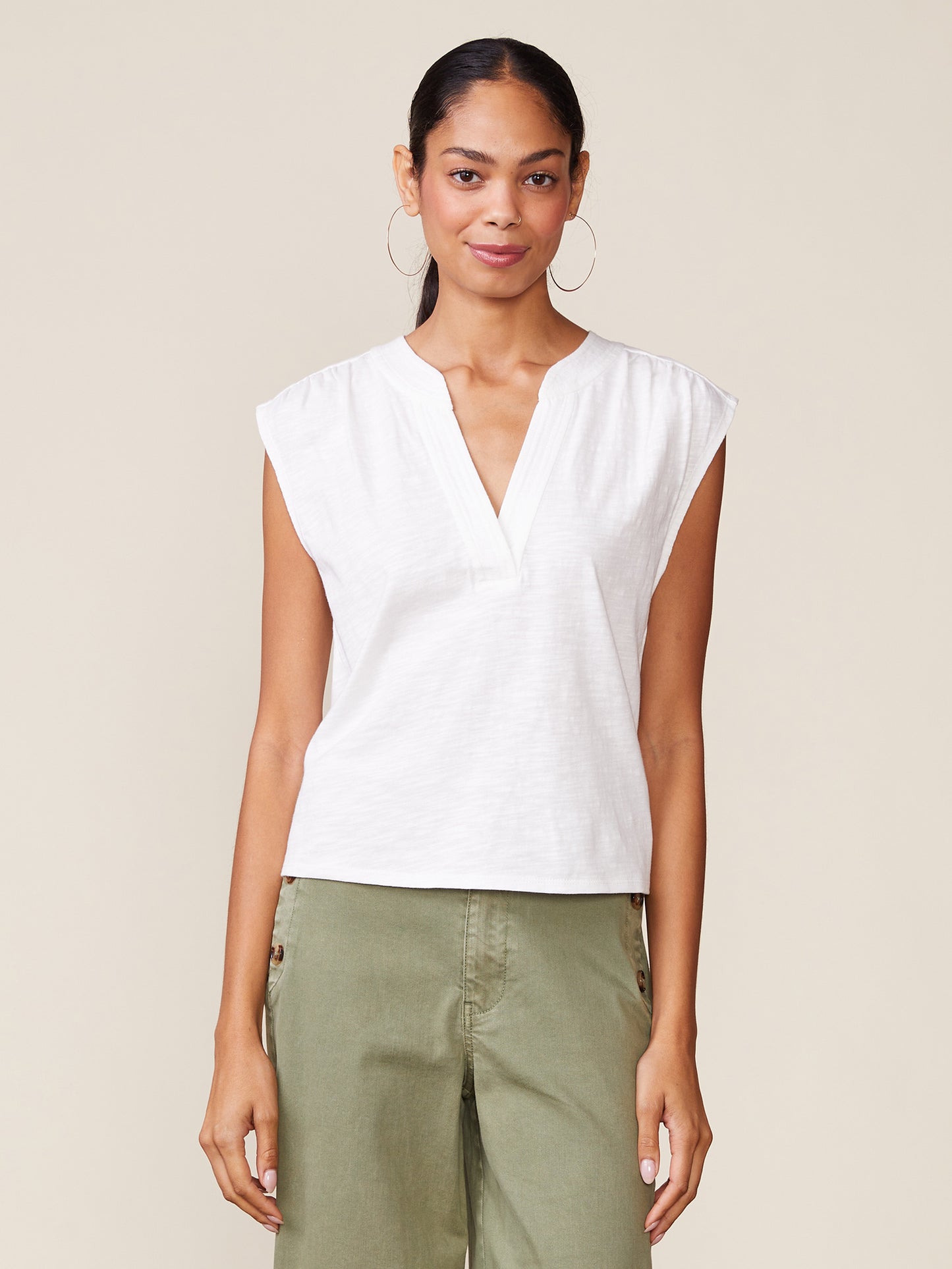 White Slub Sleeveless Trapunto Top