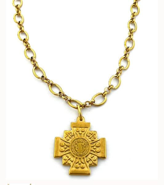 Chain Link Chunky Cross Necklace